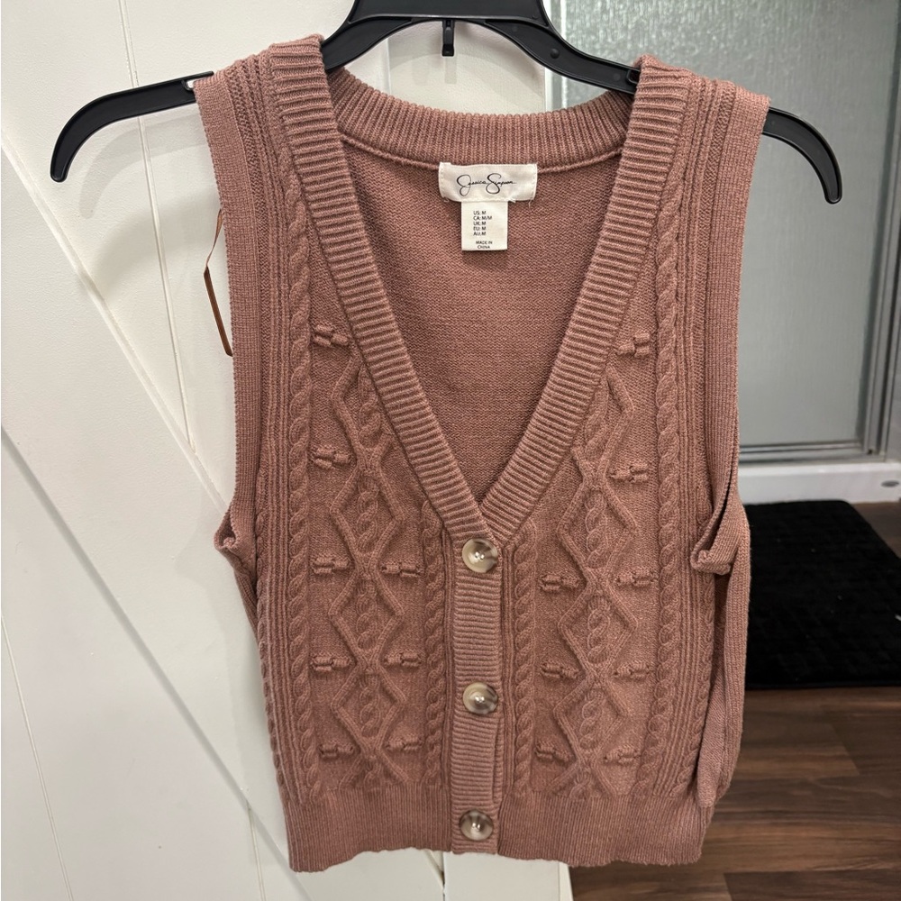 Jessica Simpson vest